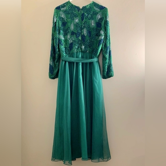 Beautiful Jack Bryan Vintage Green Gown - Picture 2 of 8